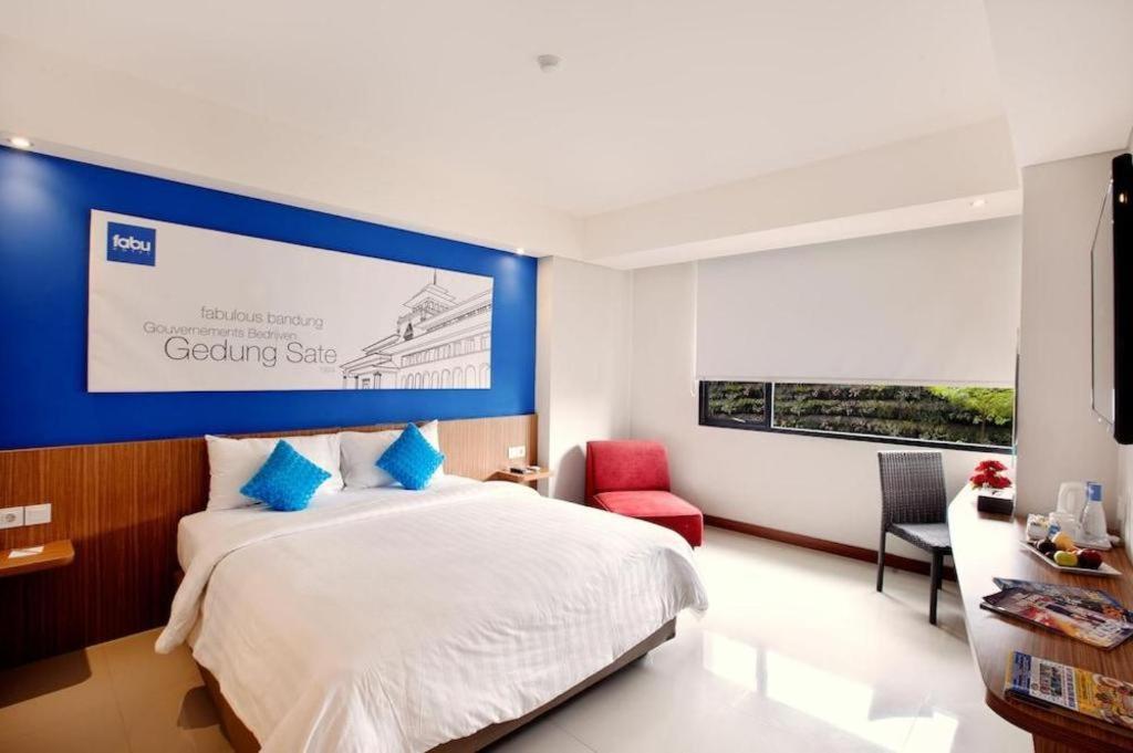 Indies Hotel Bandung Exterior photo