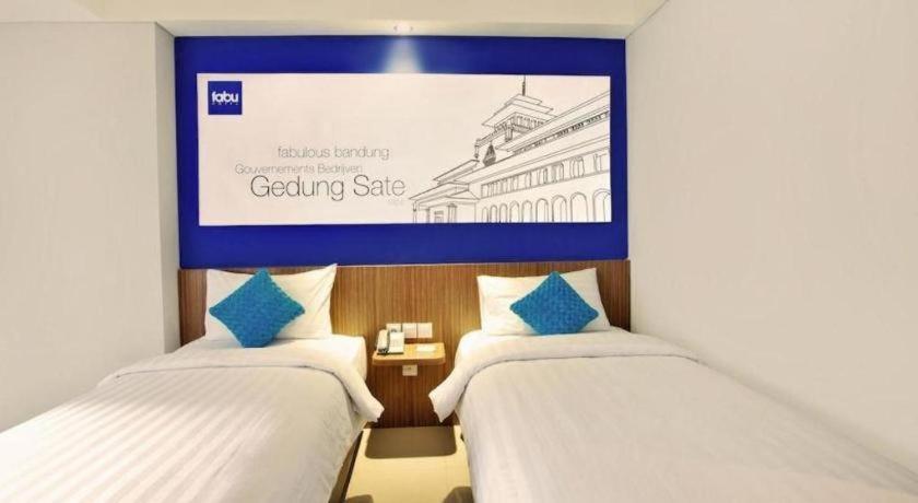 Indies Hotel Bandung Exterior photo